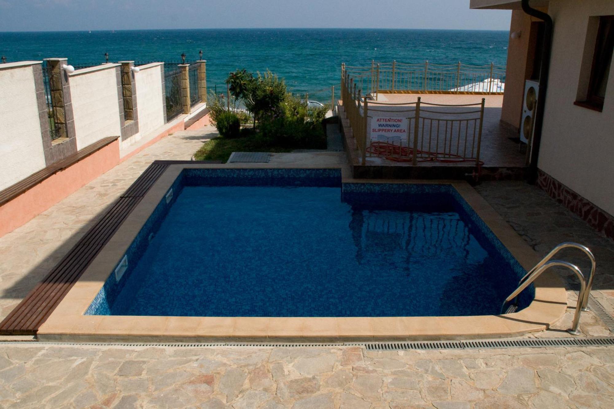 Barex Family Hotel Sozopol Exterior foto